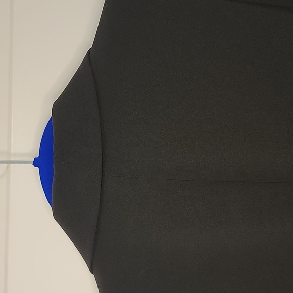 ELIE TAHARI BLACK BLAZER POCKETS LAPEL ONE BUTTON EUC - Picture 9 of 10